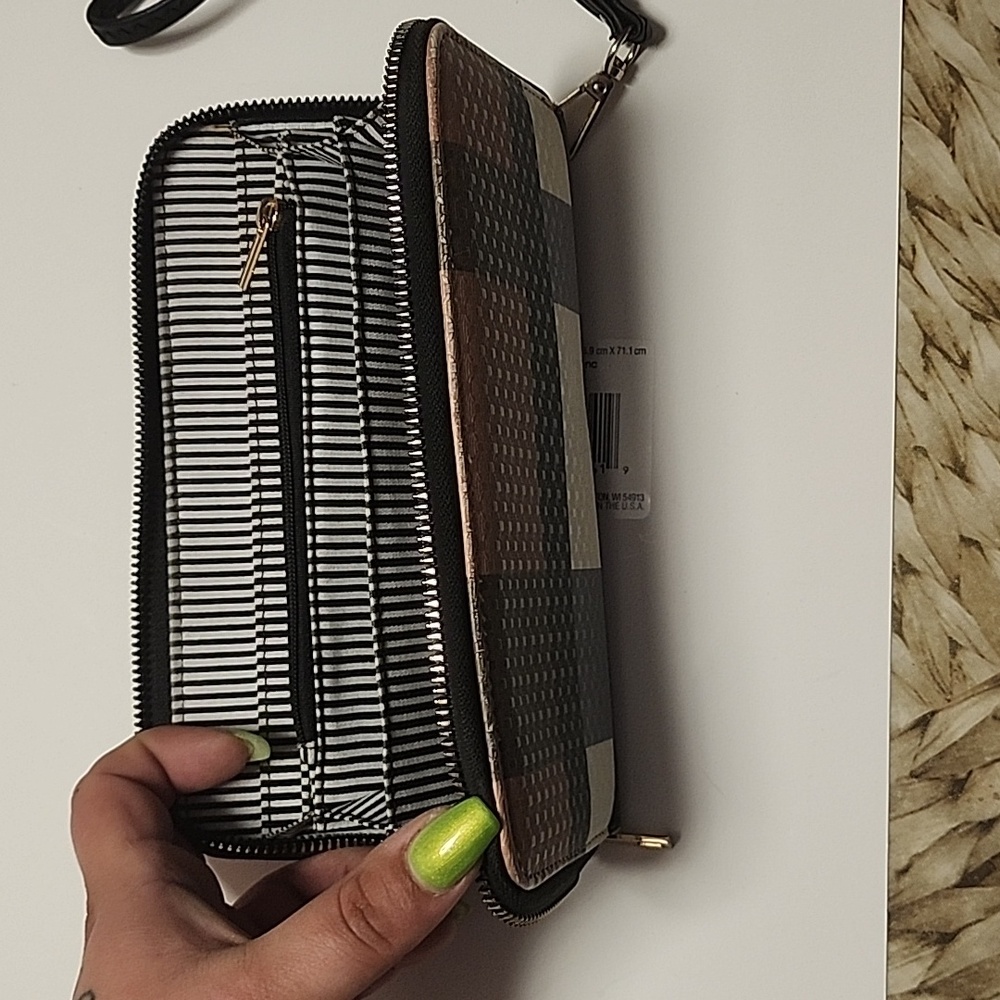 Wallet - Picture 2 of 4